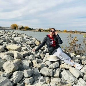 Meet your Posher, Van